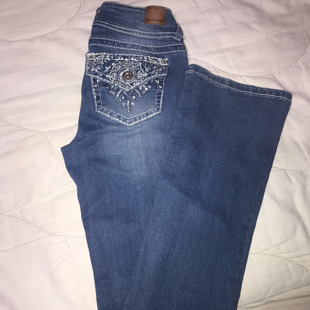 Wallflower jeans